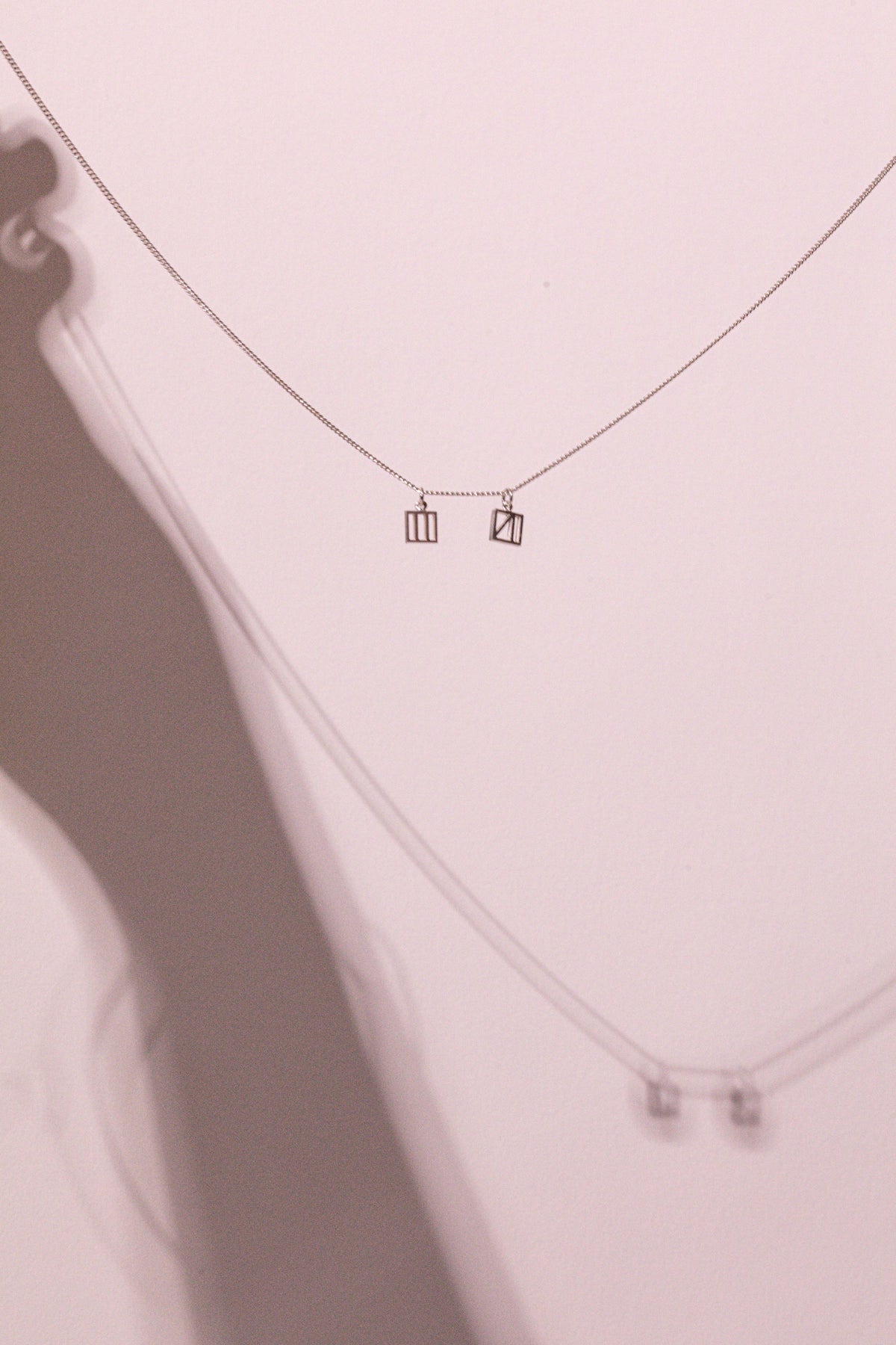 Collier LVK Alphabet 01 en argent plaqué or - 45 cm