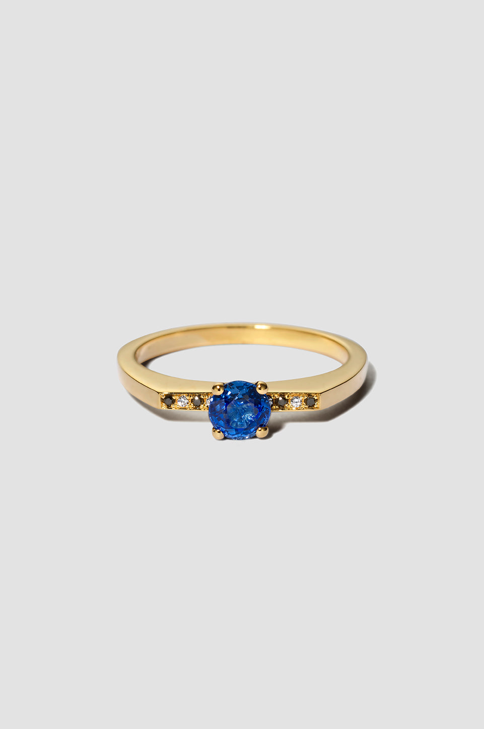 LVK Anthology Ring 17 18K Yellow Gold