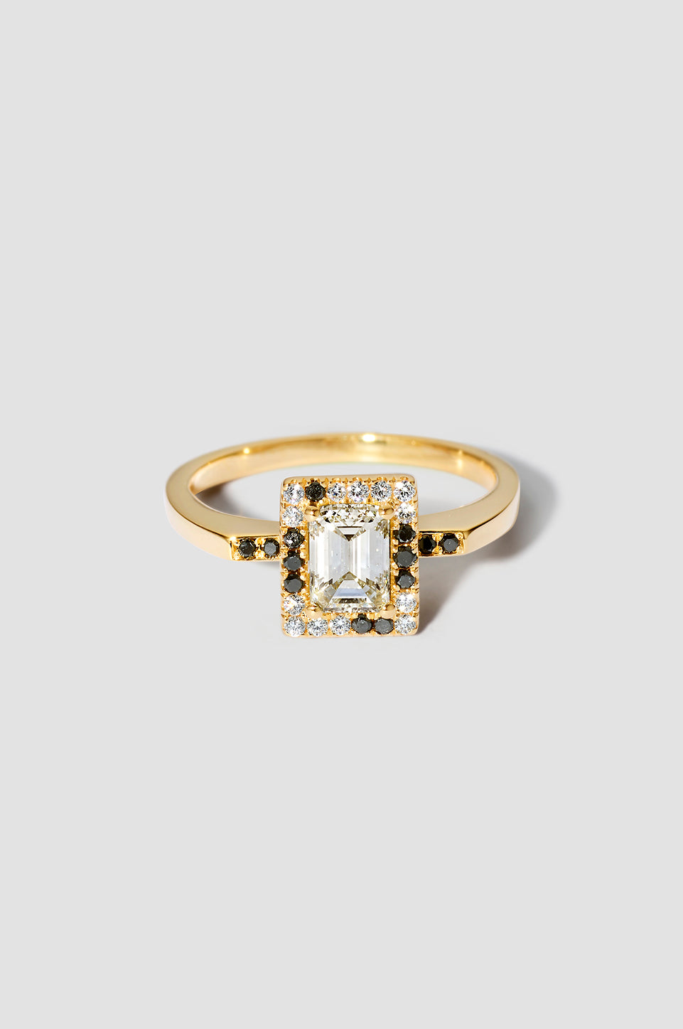 LVK Anthology Ring 25 18K Yellow Gold
