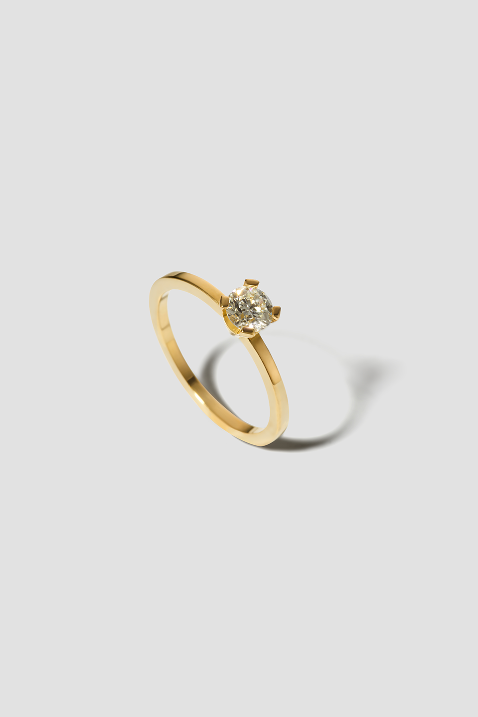 2 . 1 LVK Ring 07 Yellow Gold